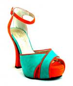 Zapato de gamuza aqua y naranja de Nicolas Nieves